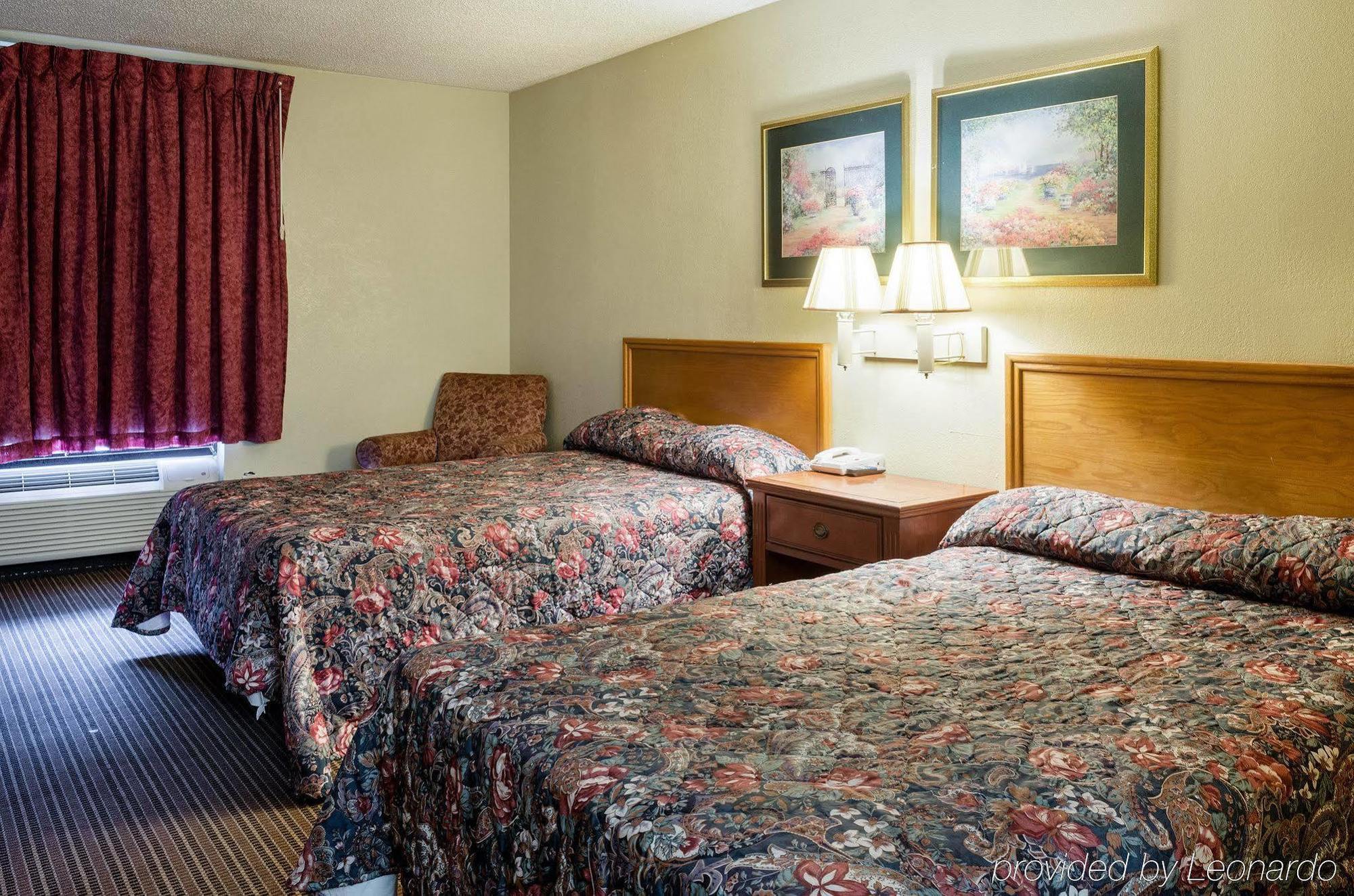 Rodeway Inn Greenwood Exterior foto